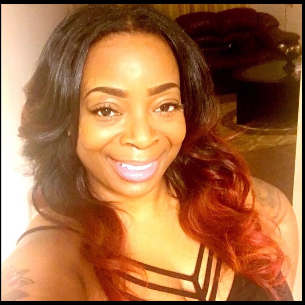 Meet your Posher, Tova